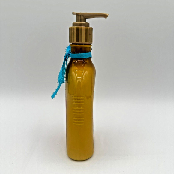 Bath Body‎ Works Bee Merry Hand Lotion 8 oz Honey Butter Gingerbread Latte Pump - Picture 2 of 5